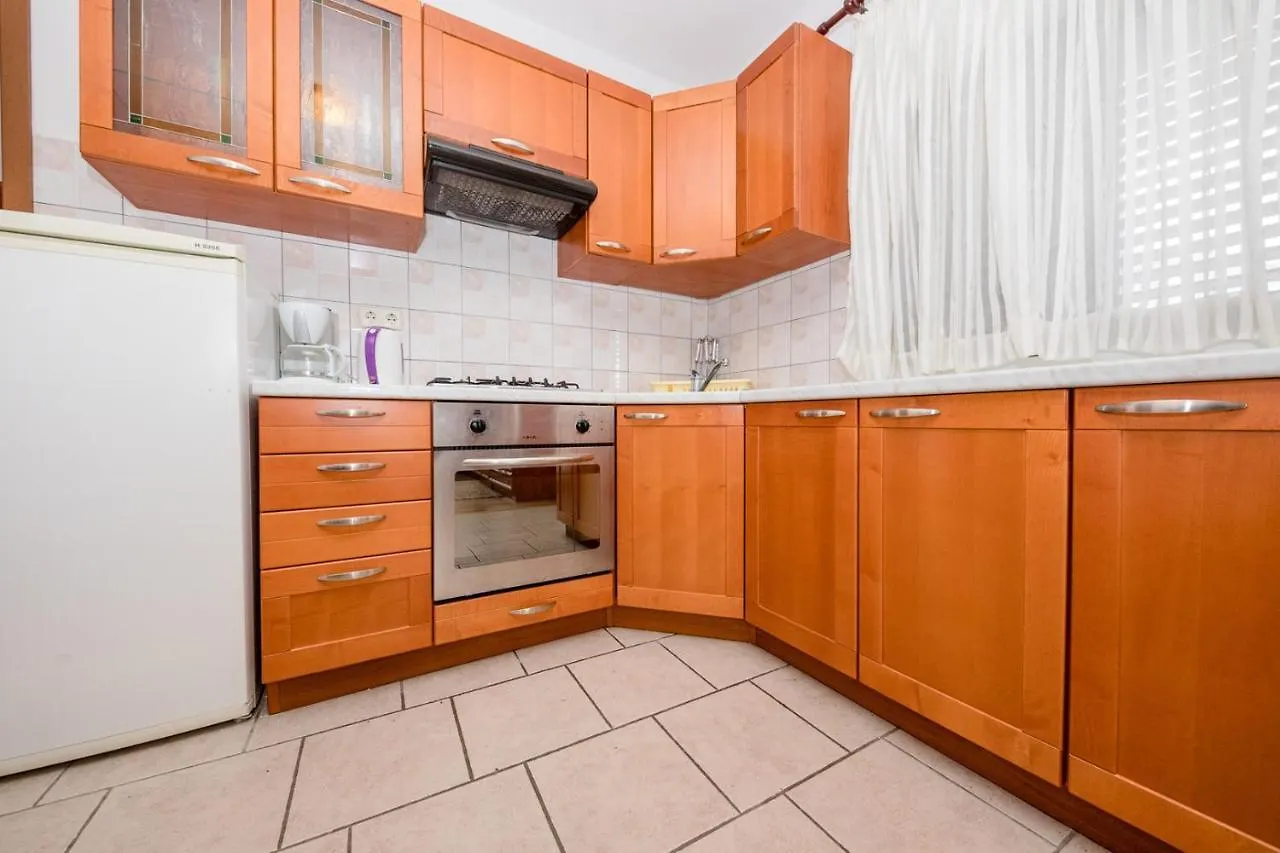 بيت ضيافة Apartments Zentil Banjol
