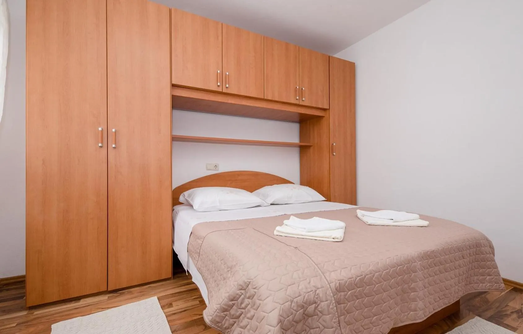 بيت ضيافة Apartments Zentil Banjol