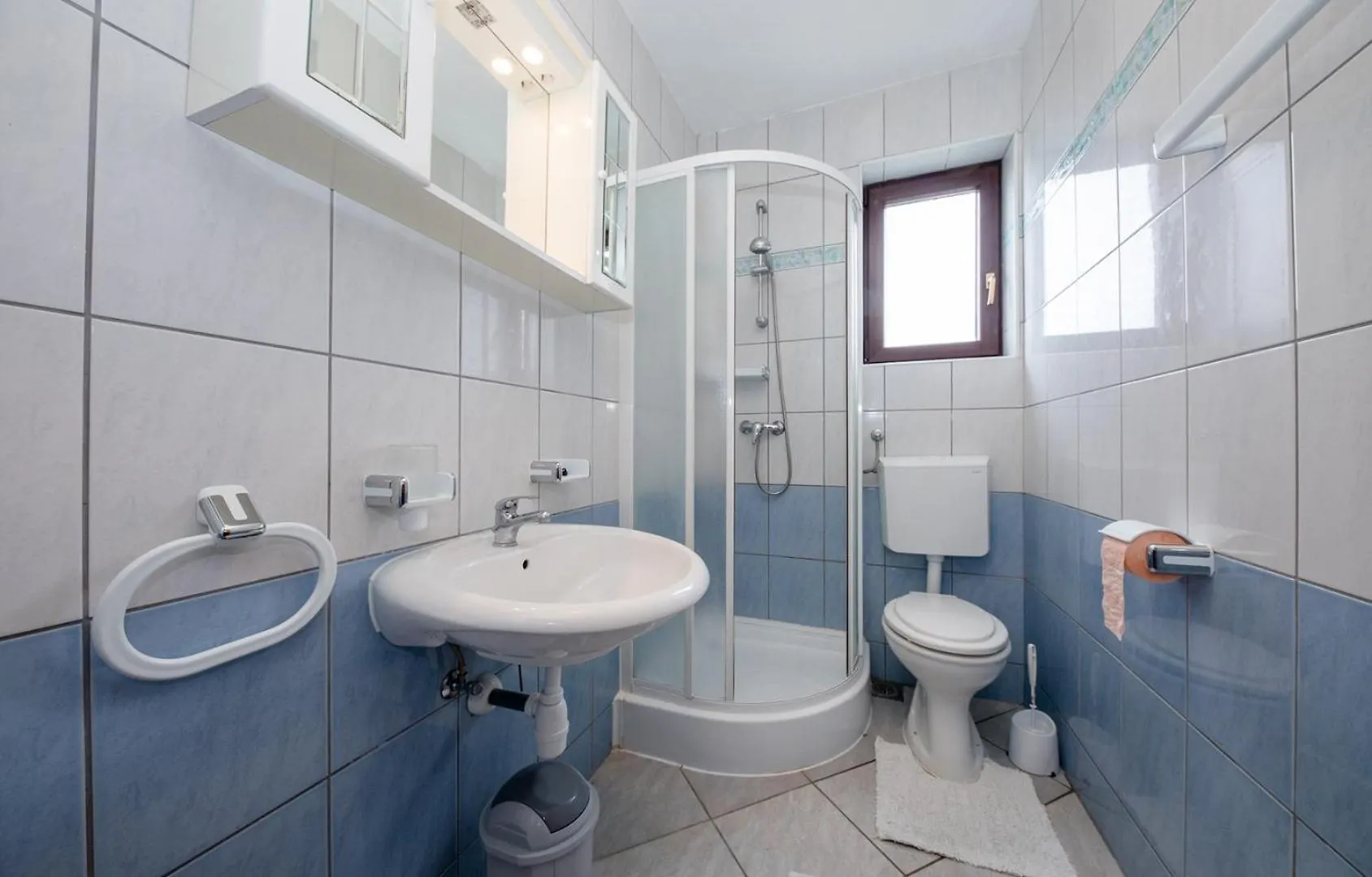 Apartments Zentil Banjol بيت ضيافة
